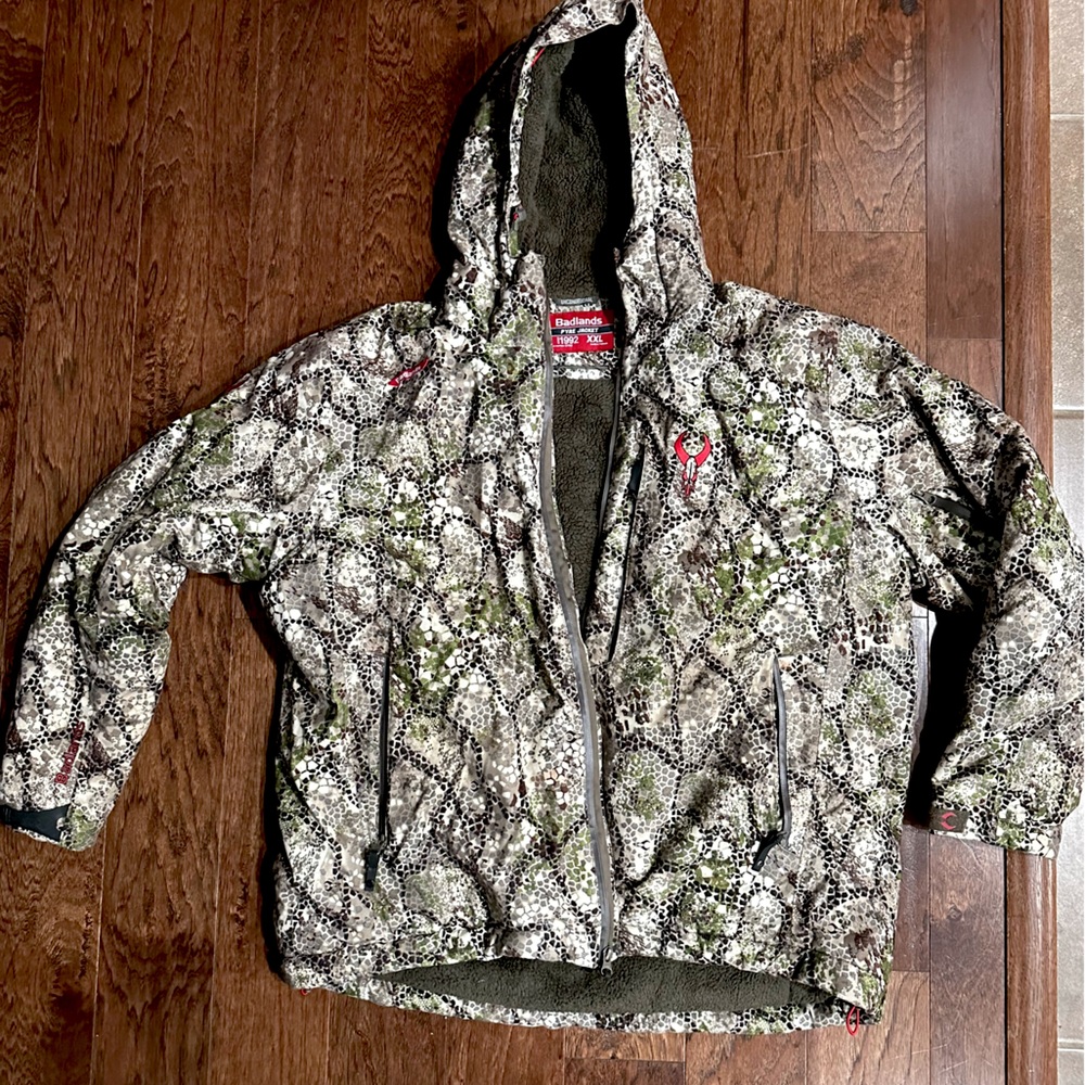 Badlands Pyre coat